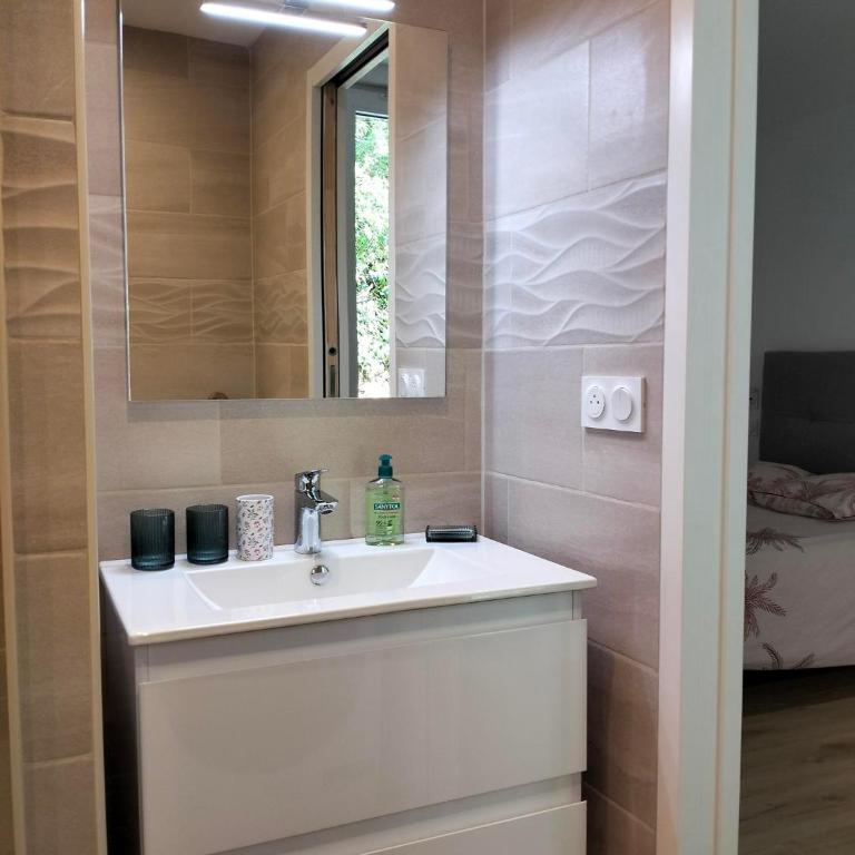 La Provence vous Attend***!!! - 1er étage - Appartement 1 Chambre - 18