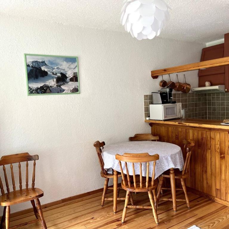 Grand studio avec véranda La Foux d'Allos - Appartement 1 Chambre - 11