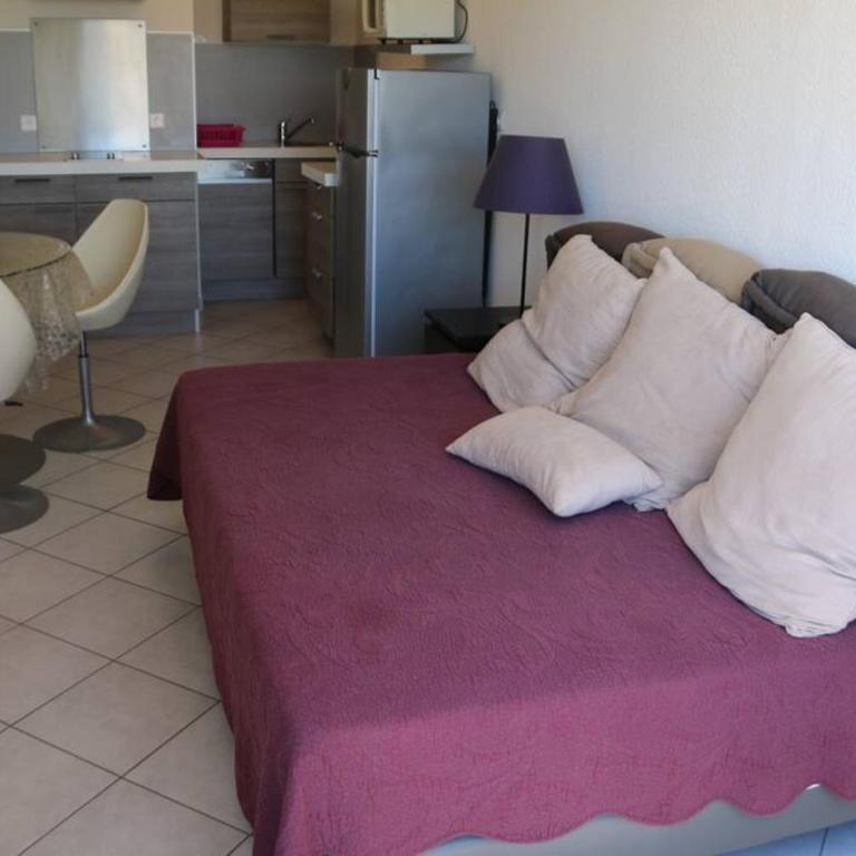 Studio 717, Port Nature 7 au village naturiste - One-Bedroom Apartment - 10