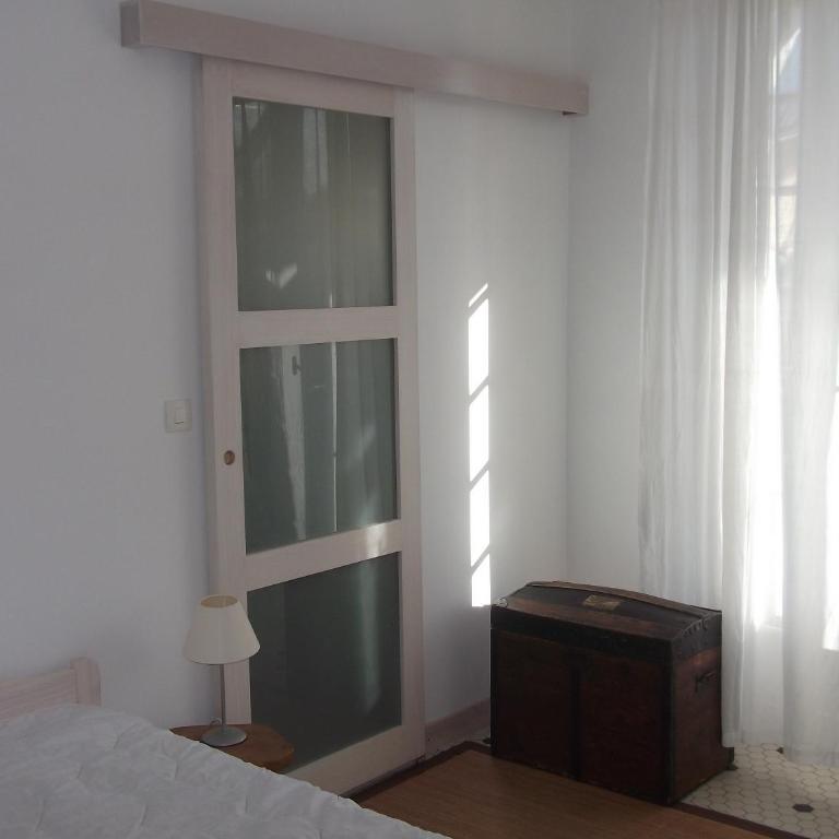 vacances-esprit-cabanes - One-Bedroom House - 10