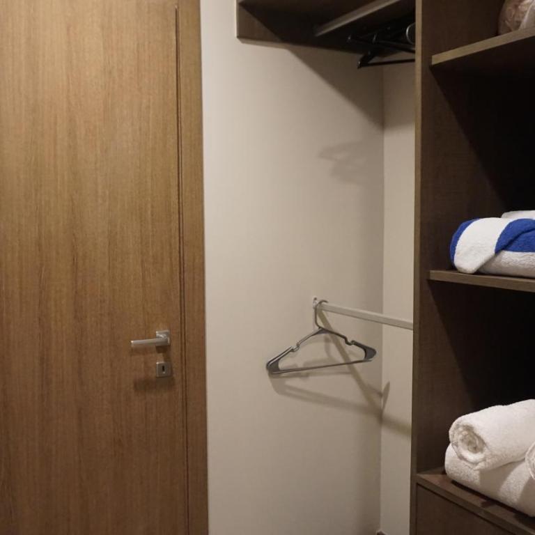 Mar Laguna Hotel - Two-Bedroom Apartment - 23