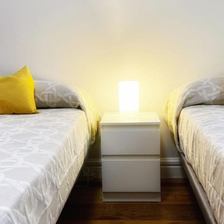 Céntrica y amplia Vivienda Turística con wifi - Apartamento - 27