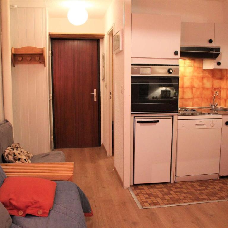 Studio confortable pour 2, pieds des pistes, centre station Vars Les Claux - FR-1-330B-210 - Appartamento - 8