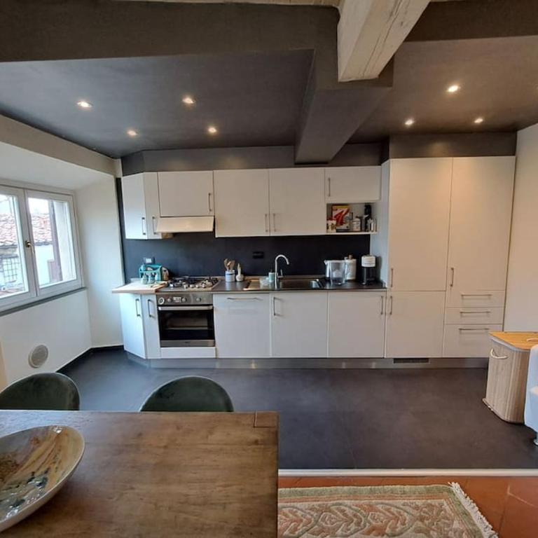 Central Penthouse With View - Two-Bedroom Apartment - 17