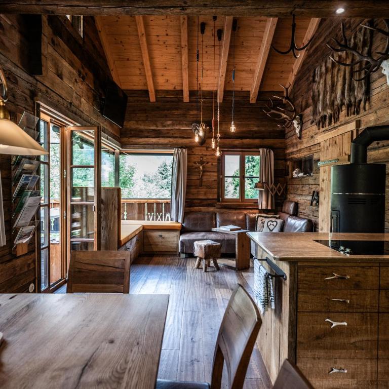 Exklusives Chalet in Alleinlage mit privatem Saunahaus - Haus mit 3 Schlafzimmern - 76