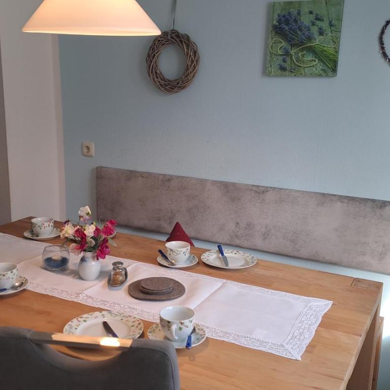 Landhaus Schmid - Apartment mit 2 Schlafzimmern und Terrasse - 11