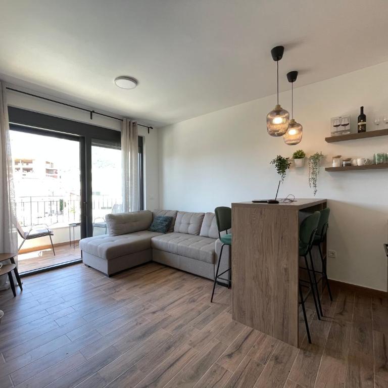YOUR CHOICE - Apartment with Terrace - 6