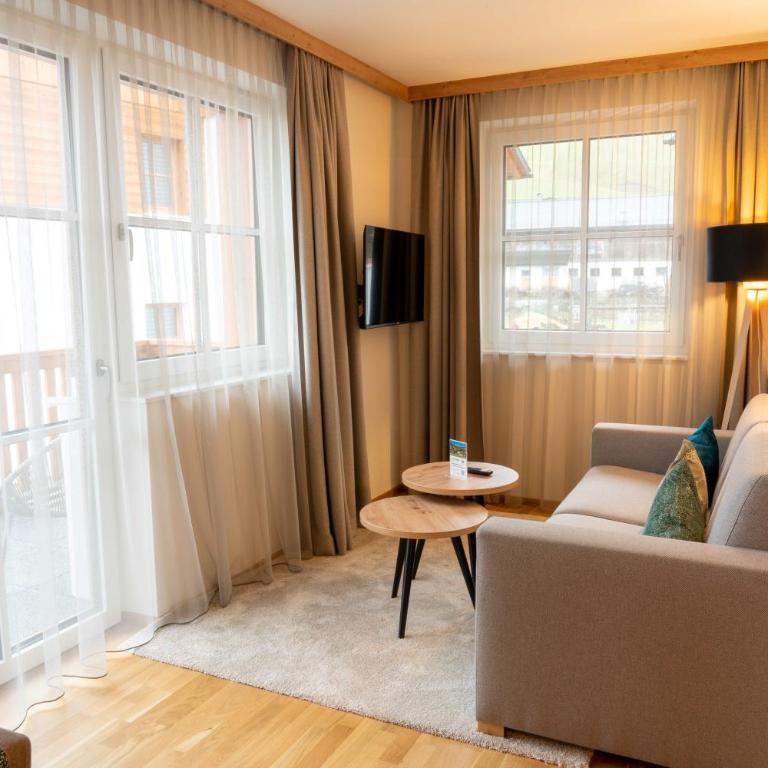 Bauernhofhotel "die Unterbergerin" - Zimmer mit Frühstück und Ferienwohnungen in Gastein mit GRATIS Thermeneintritt - Deluxe Apartment - 8