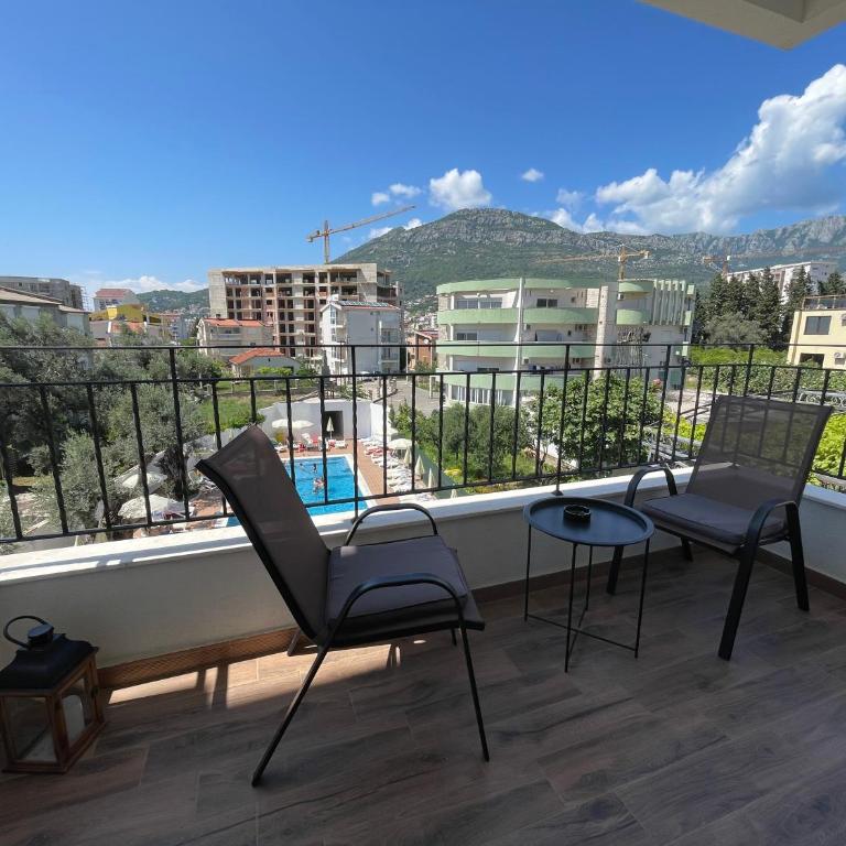 YOUR CHOICE - Apartment with Terrace - 13
