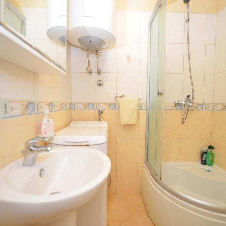 Apartments Popovic 2 - One-Bedroom Apartment with Terrace - 37