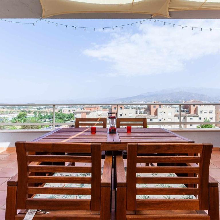 A&N Sunny Penthouse with Terrace & Pool Torre del Mar - Apartamento de 1 dormitorio - 2