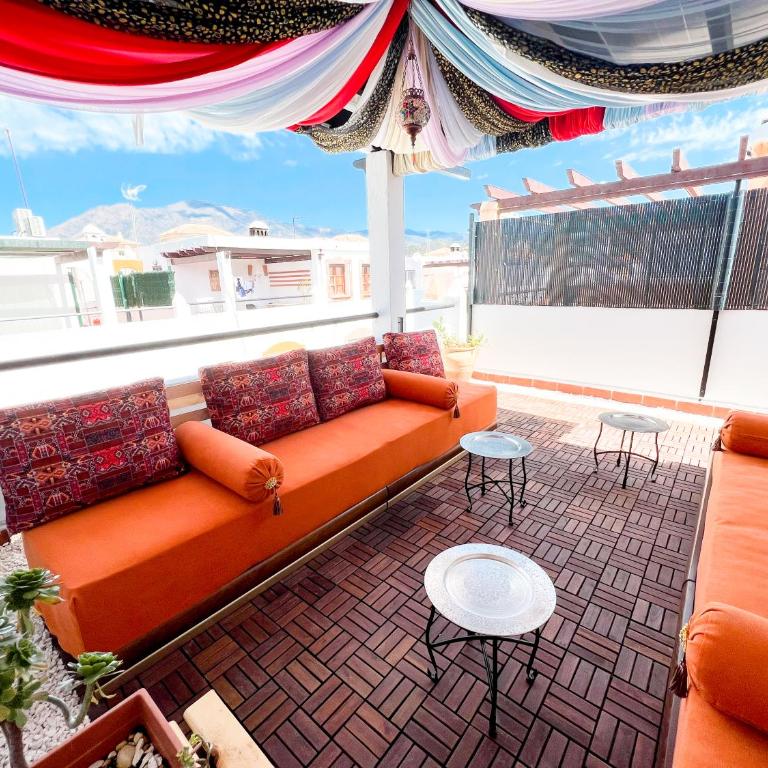Townhouse with Arabic pool and close to the beach in Estepona - Casa de 3 dormitorios - 55