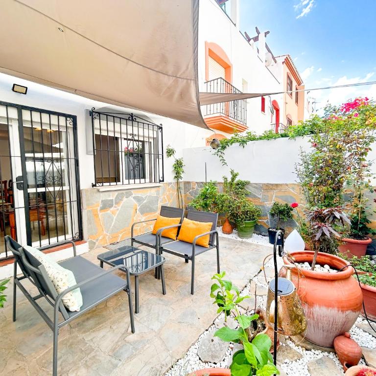 Townhouse with Arabic pool and close to the beach in Estepona - Casa de 3 dormitorios - 10