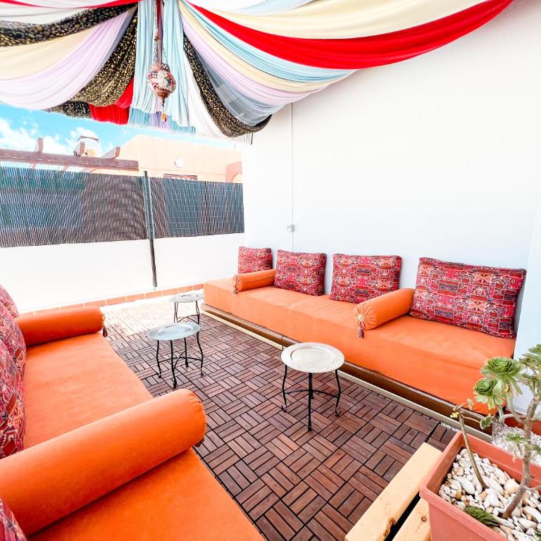 Townhouse with Arabic pool and close to the beach in Estepona - Casa de 3 dormitorios - 8