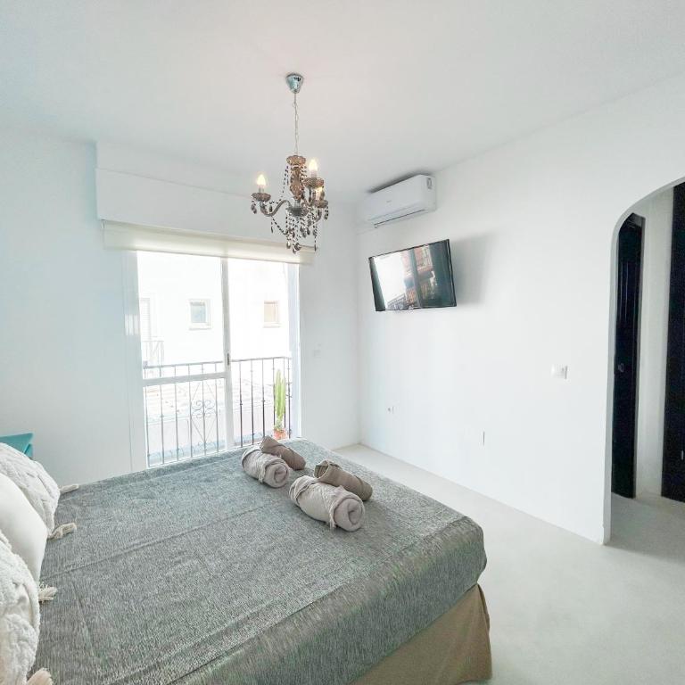 Townhouse with Arabic pool and close to the beach in Estepona - Casa de 3 dormitorios - 5
