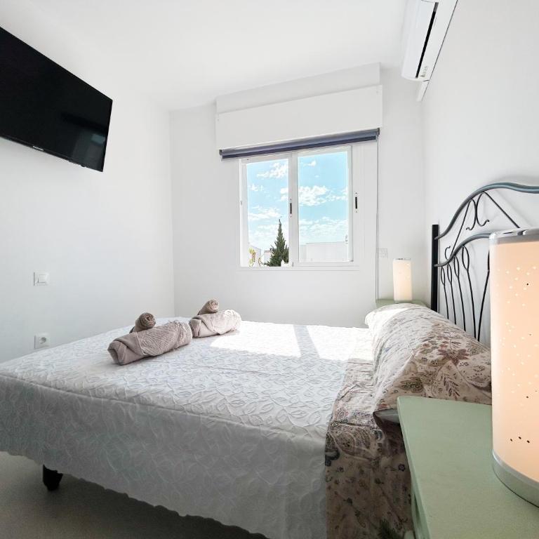 Townhouse with Arabic pool and close to the beach in Estepona - Casa de 3 dormitorios - 4