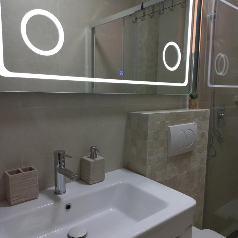 Egon Apartments - Deluks Studio sa Bračnim Krevetom (King-size) - 10