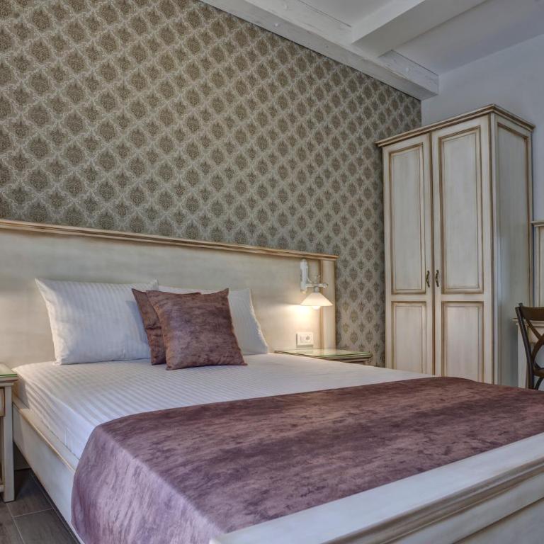 Piazza Apartments 2 - One-Bedroom Apartment - 6