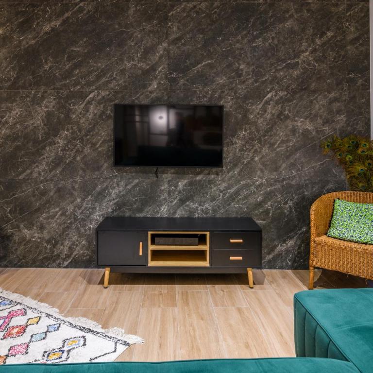 Romea Suites - Deluxe Apartment - 11