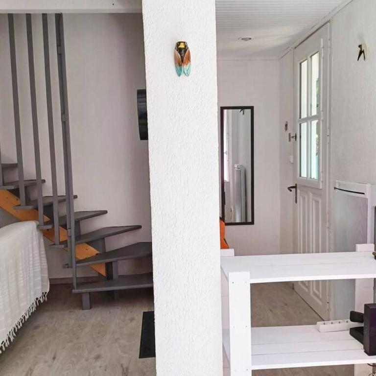 Entre mer et garrigue - Villa 3 Chambres - 32