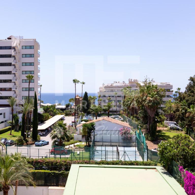 751, RENOVATED 2 Beedroom Apartment, Second line of the beach, Wifi, ParkingING - Two-Bedroom Apartment - 71