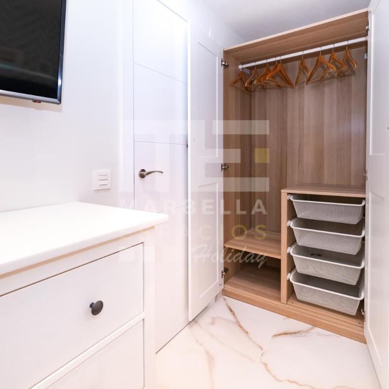 751, RENOVATED 2 Beedroom Apartment, Second line of the beach, Wifi, ParkingING - Two-Bedroom Apartment - 34