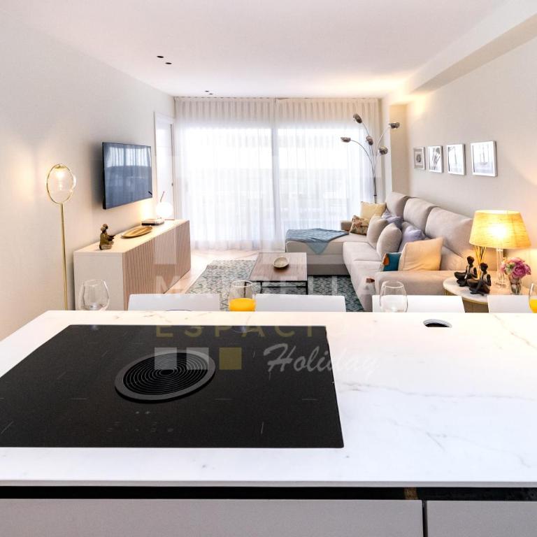751, RENOVATED 2 Beedroom Apartment, Second line of the beach, Wifi, ParkingING - Two-Bedroom Apartment - 18