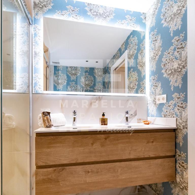 751, RENOVATED 2 Beedroom Apartment, Second line of the beach, Wifi, ParkingING - Two-Bedroom Apartment - 25