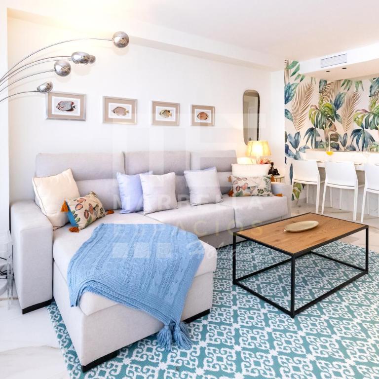 751, RENOVATED 2 Beedroom Apartment, Second line of the beach, Wifi, ParkingING - Two-Bedroom Apartment - 12