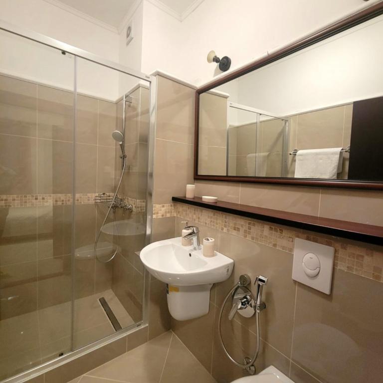 Villa Chantal - Apartment with Balcony - 26