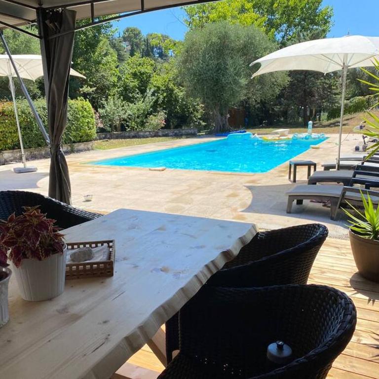 Charming Villa with big pool and AC in Antibes - Villa 3 Chambres - 1