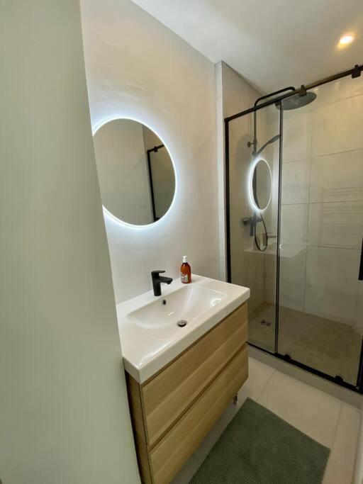 Charming Villa with big pool and AC in Antibes - Villa 3 Chambres - 6