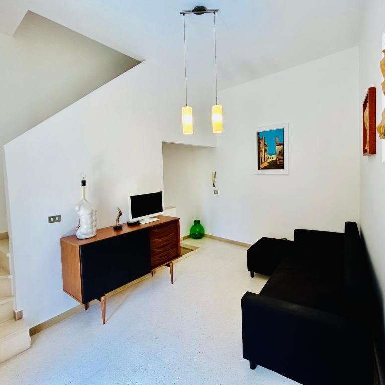 Santa Scolastica Home - One-Bedroom Apartment - 12
