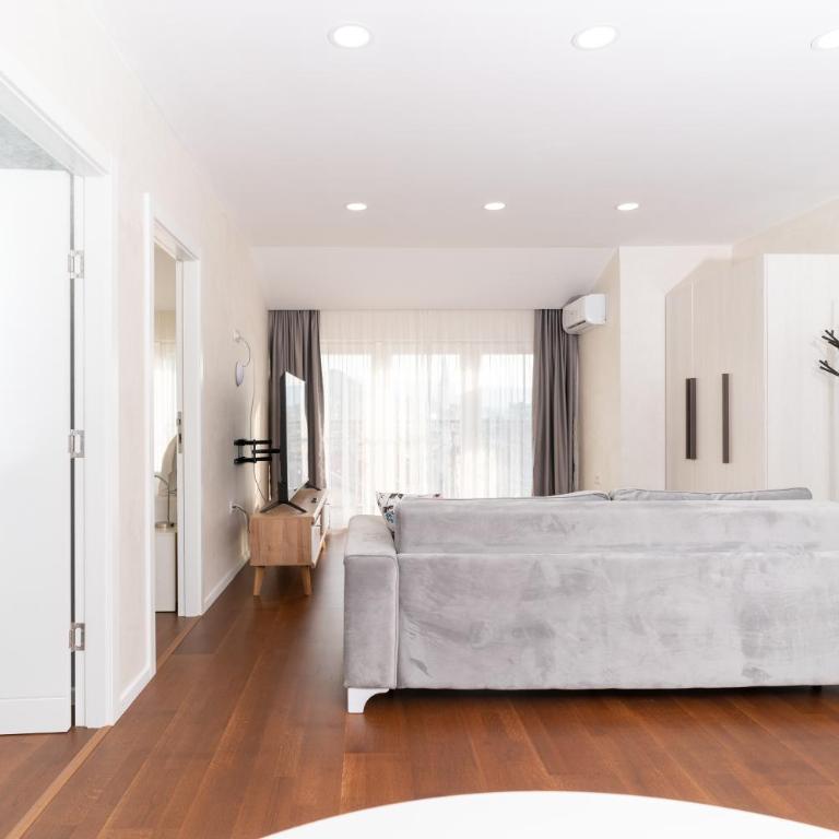 Ornament Hotel and Apartments - Presidential Suite - 14