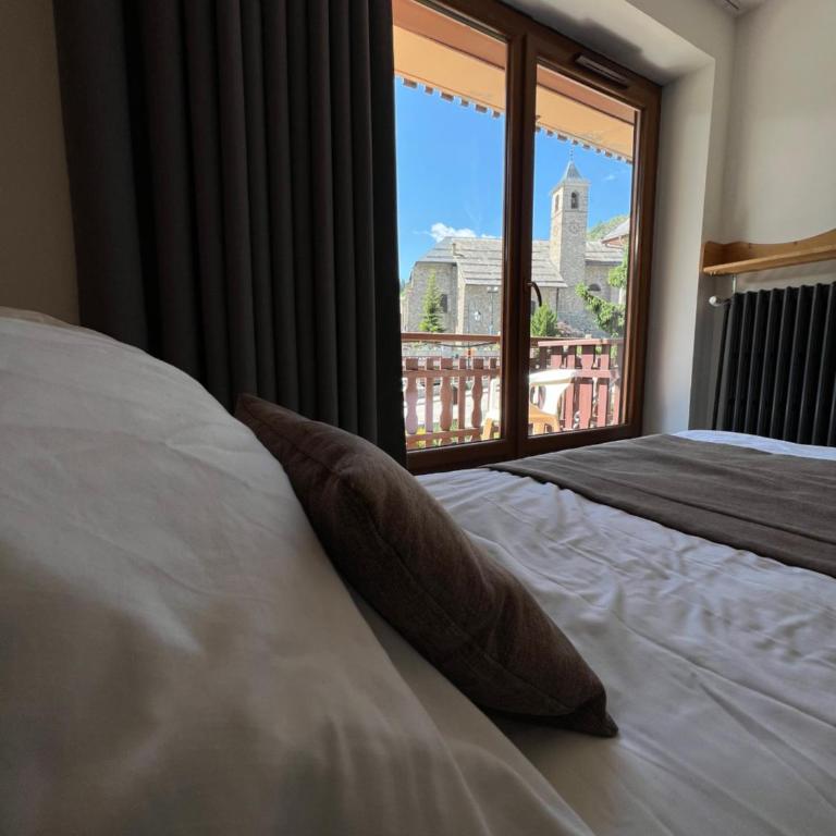Aiguille Noire - Chambre Double avec Salle de Bains Privative - 1