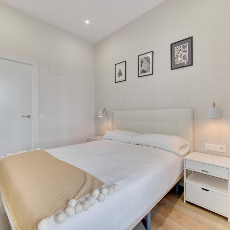 Apartamento Pamplona Prime by Clabao - Two-Bedroom Apartment - 10