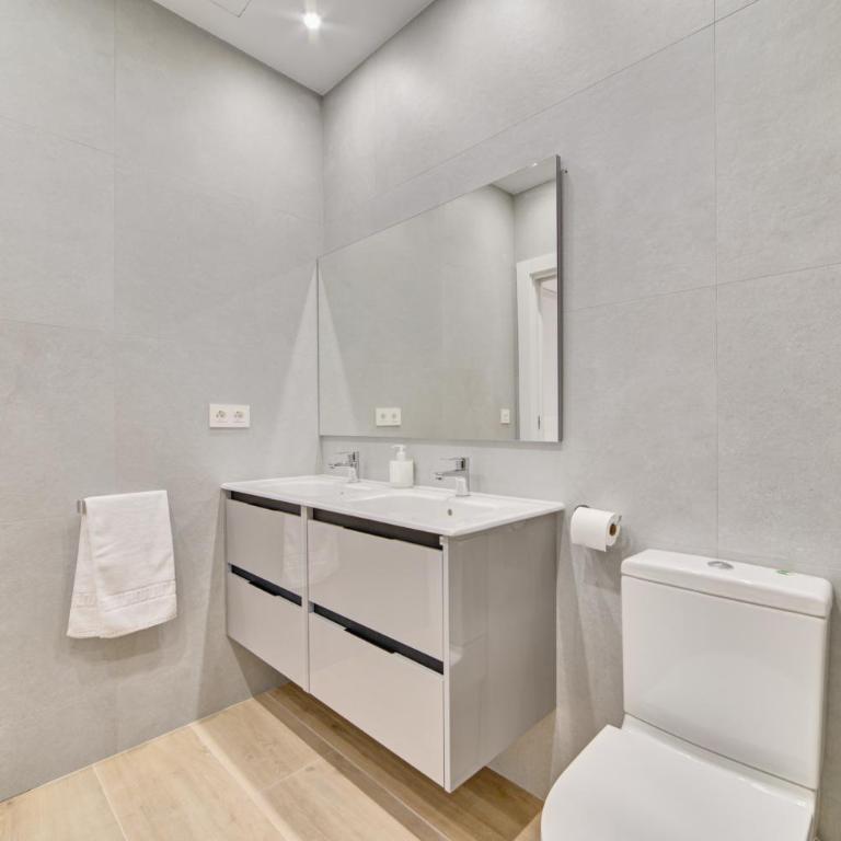 Apartamento Pamplona Prime by Clabao - Two-Bedroom Apartment - 16