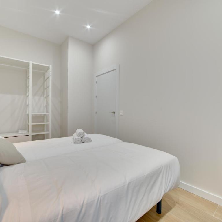 Apartamento Pamplona Prime by Clabao - Two-Bedroom Apartment - 35