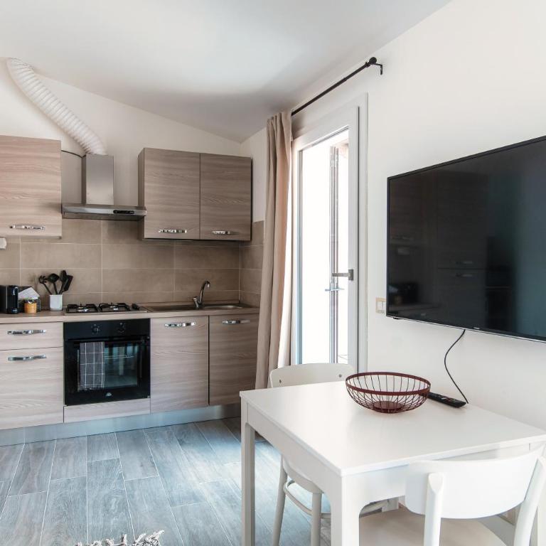 Bonanomi Como by Quokka 360 - Rooftop Terrace with Duomo View - Studio with Balcony - 7
