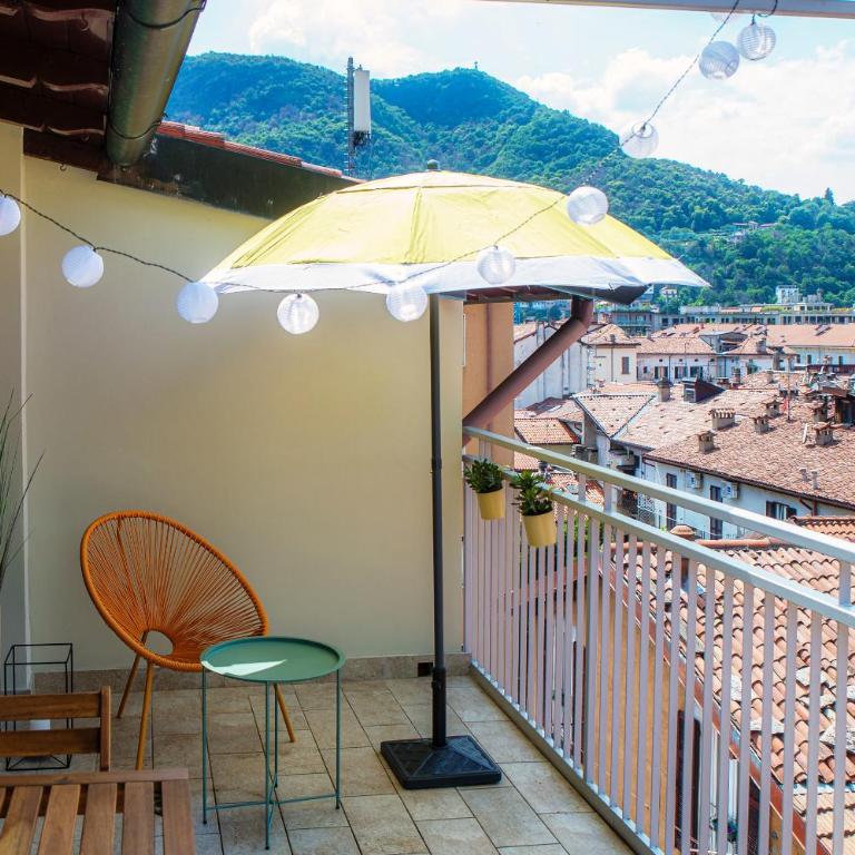 Bonanomi Como by Quokka 360 - Rooftop Terrace with Duomo View - Studio with Balcony - 3