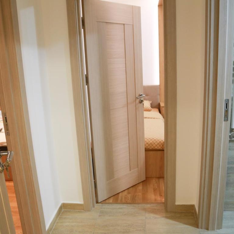 Lakeside Serenity - Two-Bedroom Apartment - 24