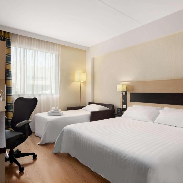 Hilton Garden Inn Rome Airport - Camera King con Divano-Letto - 1
