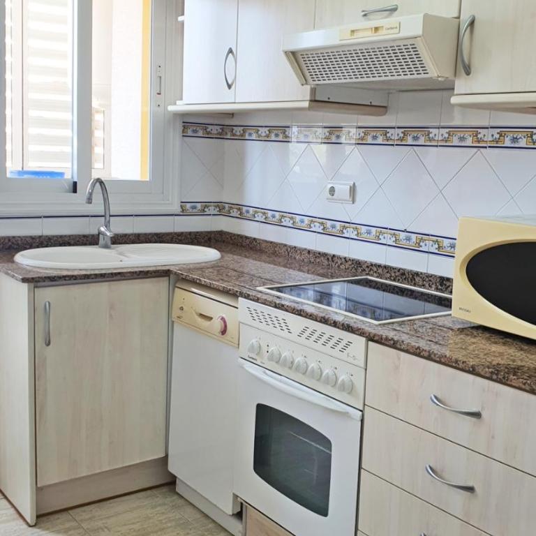 Poligono - Playa San Fernando - Apartamento de 3 dormitorios - 41