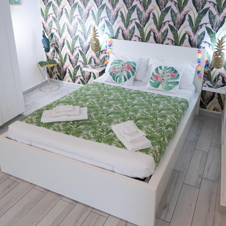Cortile Pace - One-Bedroom House - 11