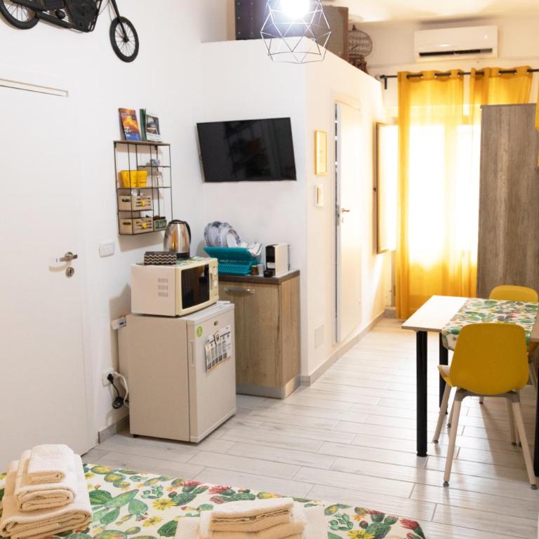 Cortile Pace - One-Bedroom House - 10