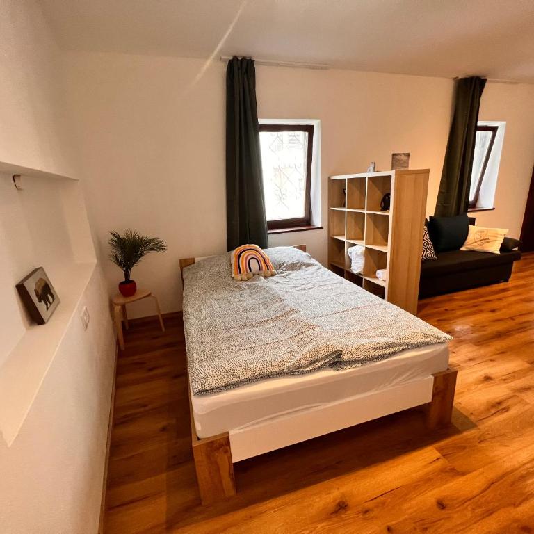 Perfekte Lage! Ganze Wohnung Burgblick Residenz - Apartment mit 1 Schlafzimmer - 11