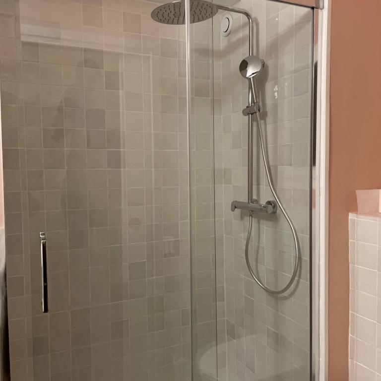Studio d'architecte à 150 m de la plage - Studio Apartment - 17