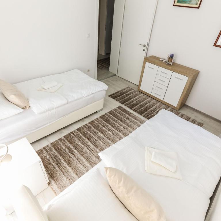 Holiday Home Ajna - Three-Bedroom House - 26