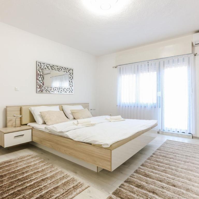 Holiday Home Ajna - Three-Bedroom House - 19