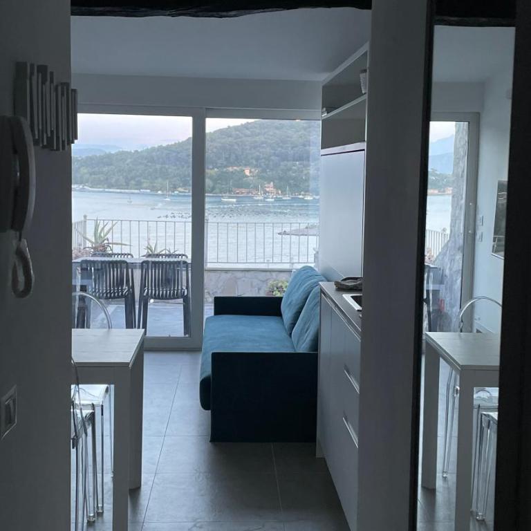 Seafront rooftop flat w/ terrace - Appartamento con 1 Camera da Letto - 2